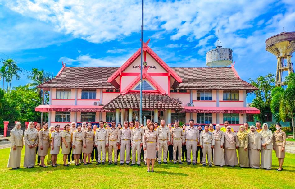 กิจกรรมเคารพธงชาติและร้องเพลงชาติเนื่องในวันพระราชทานธงชาติไทย ๒๘ กันยายน ๒๕๖๖