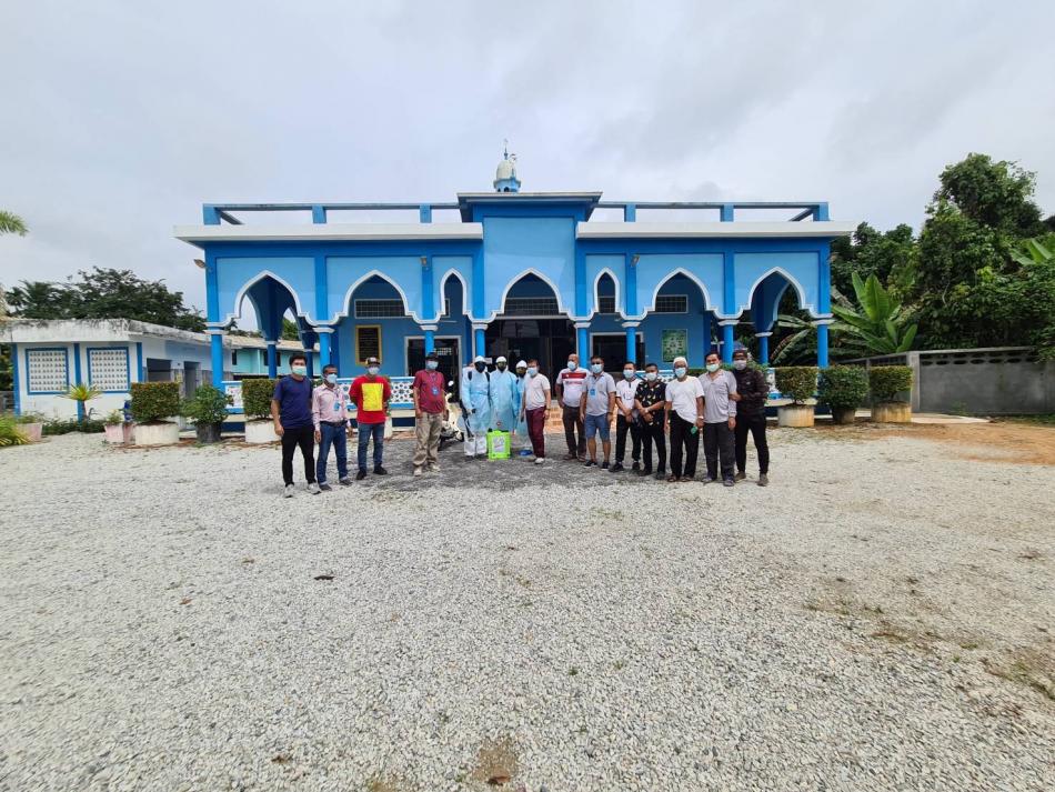 ร่วมดำเนินการฉีดพ่นน้ำยาฆ่าเชื้อเพื่อป้องกันโรคไวรัสโคโรนา 2019 (COVID-19)
